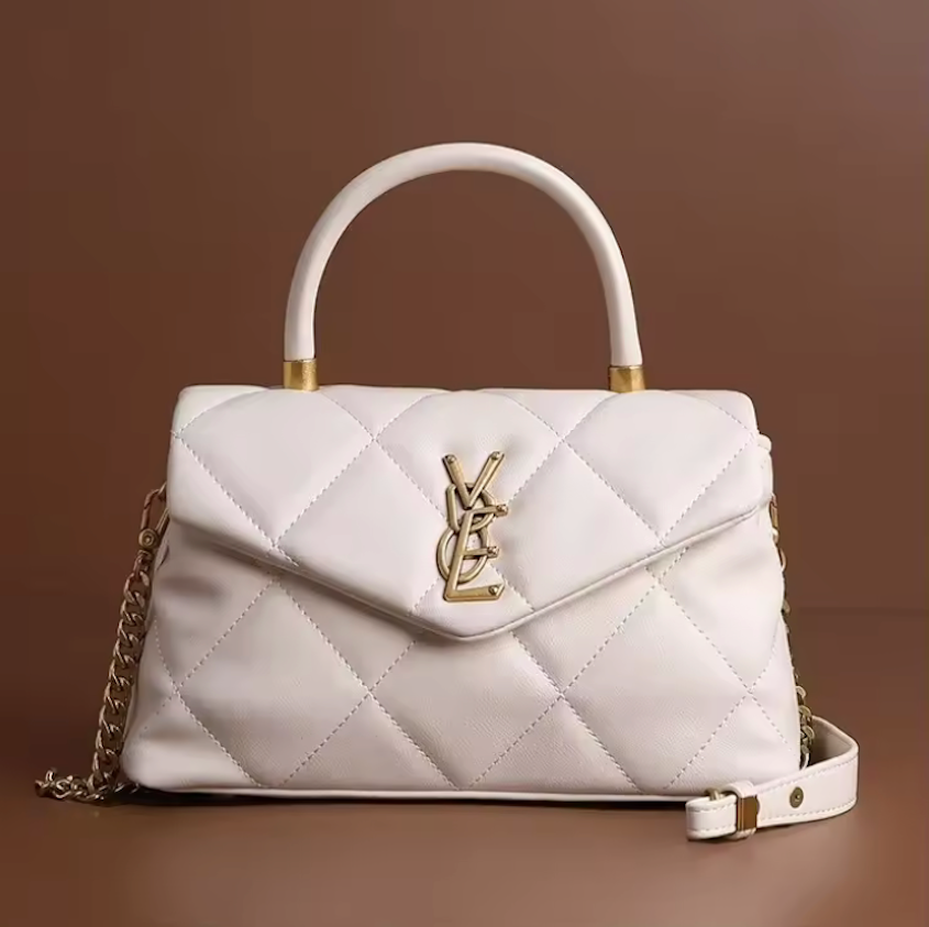 Luxury Quilted Crossbody Handbag™ – Timeless Black Elegance